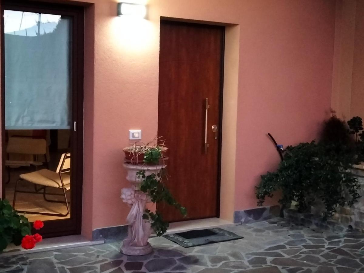 B&B La Casa Di Giuliana Cermignano Exterior photo